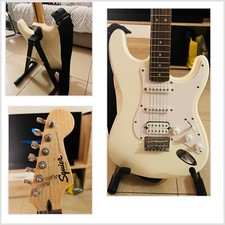 Kit FENDER Squier Stratocaster. Colore Bianco. OTTIME CONDIZIONI USATA 2 VOLTE