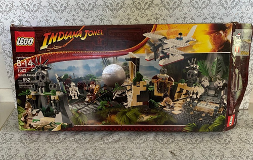 Lego indiana jones set - indiana,