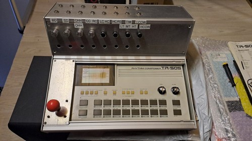 Roland 505 rhythm composer - tr-505,