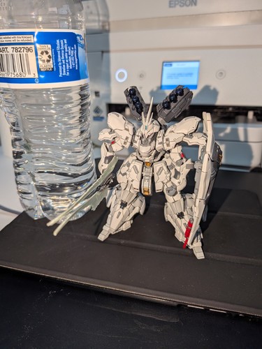 Gundam artefatto resina - resina, sazabi