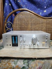 Amplificatore integrato SANSUI