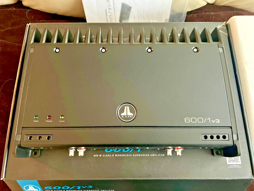 Amplificatore auto subwoofer