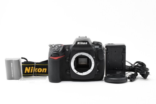 Near mint nikon d300 - d300, 12.3mp
