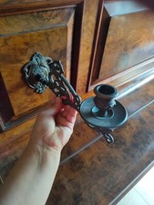 pianoforte verticale usato. Da accordare. Color noce scuro con candelabri fronta