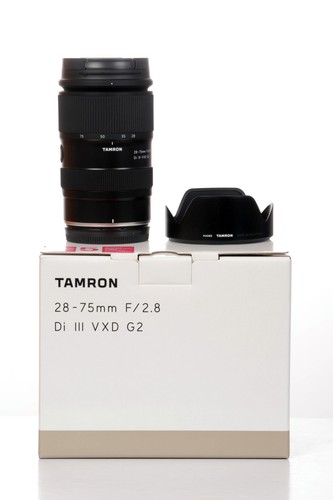 Tamron 2 8 di iii - f/2.8,