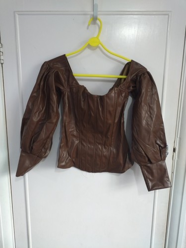 Top donna prettylittlething - donna,
