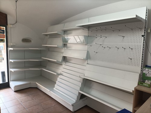 Scaffalatura componibile per
