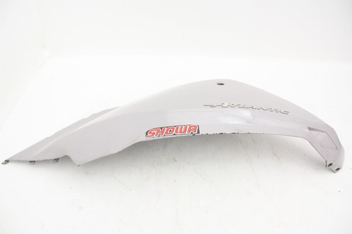 Left tail windshield - left,
