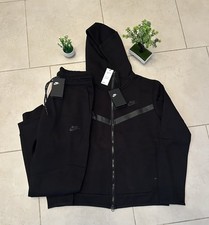 NIKE TECH FLEECE TRACKSUIT