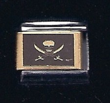 TESCHIO E SPADE sfondo nero CON CHARM ITALIANO PLACCATO ORO 9MM K4