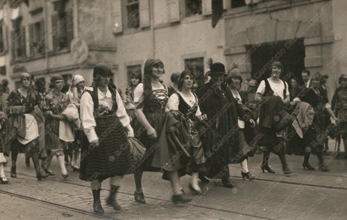 1924 udine sfilata costume - 1924,