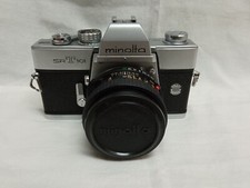 Macchina fotografica Minolta SRT 101 con obiettivo Minolta f/1.7 50mm