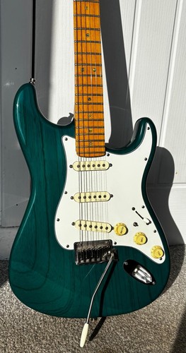 Fender usa deluxe stratocaster - fender,