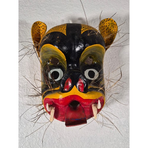 Maschera giaguaro arte