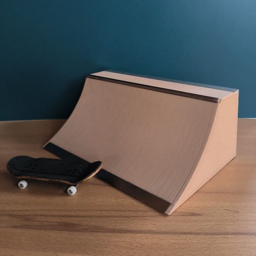 Mini quarter pipe - pipe, per