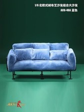 Modellino divano grande blu