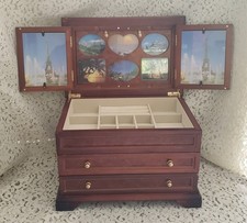 Specchio portagioie vintage in