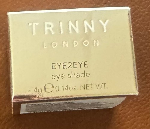 Trinny london eye2eye - london,