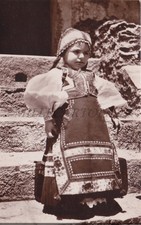 DESULO - Primi Passi, Bambina