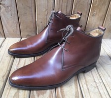 Stivali in pelle stringati da