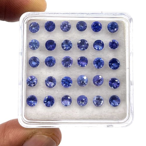 Tanzanite naturale taglio