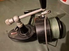UN BEL MULINELLO VINTAGE MITCHELL 387 SURF CASTING VENTO DESTRO PRONTO A PESCARE CON