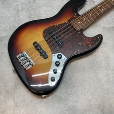 Basso Jazz Fender Japan JB62 4