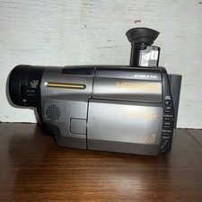 Videocamera Hitachi VM-E635LA