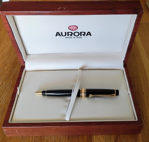 Aurora penna stilografica nera