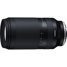 Obiettivo Tamron 70-300 mm F/4.5-6.3 Di III RXD per Sony attacco E full frame