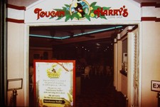 Insegna chiusa Toucan Harry's