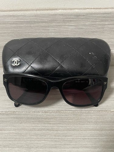 Chanel quilted frame - chanel,