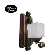 Applique in legno, lampada da