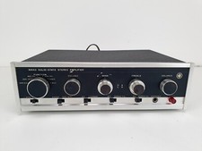 Amplificatore stereo stato - a,