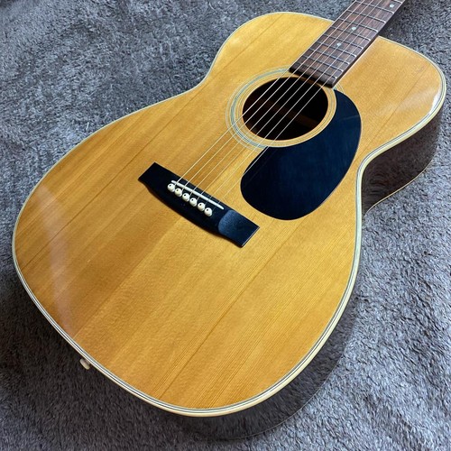 Chitarra acustica vintage