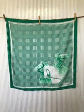 Foulard Carré Vert Elle Valentina Pied de poule et Chevaux Cadeau Femme (FO210)