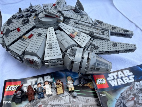 Lego millennium falcon - millennium,