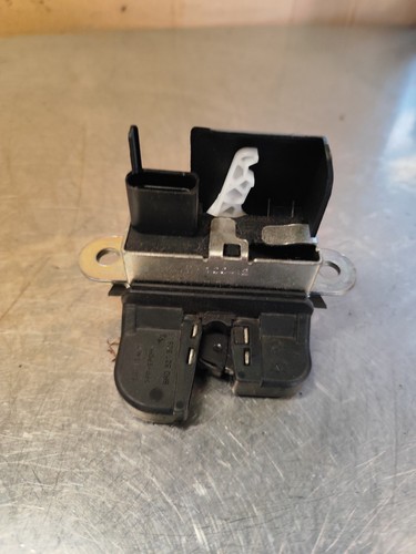 Serrure coffre volkswagen - coffre,