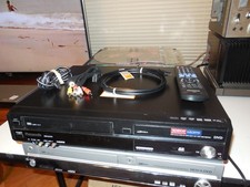 Panasonic DMR-EZ475V registratore combinato DVD/VCR con telecomando sintonizzatore digitale/HDMI