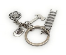 Elmo Da Pompiere Uomo Con