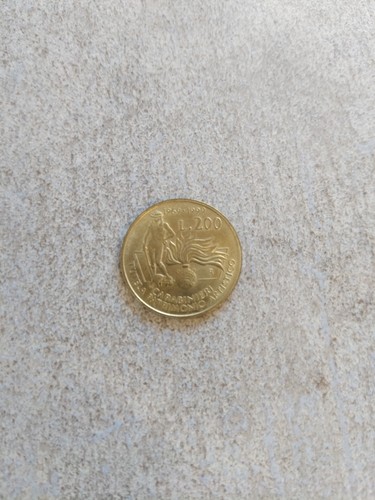 Moneta 200 lire carabinieri - moneta,