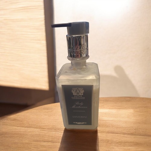 Antica farmacista han crema - farmacista,