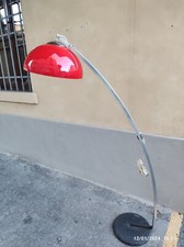 Lampada da terra ad Arco