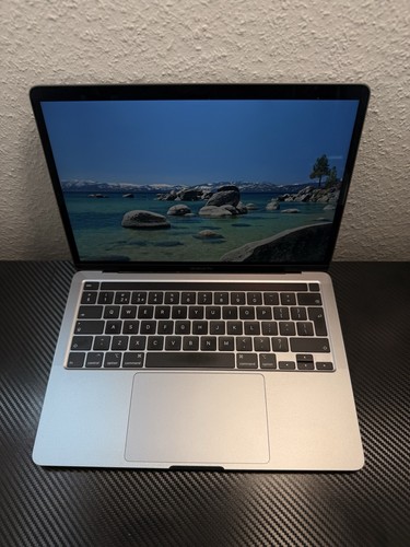 Macbook pro 2020 - 2020, i7