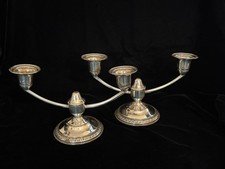 Coppia di portacandele a due