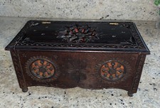 Antica cassapanca in legno