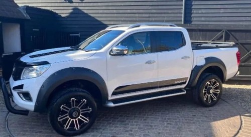 Strisce laterali nissan navara - laterali,
