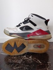 Air Jordan Mars 270