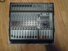 mixer amplificato behringer pmp3000 16 canali 1200 watt fly case flight case