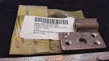 DOOR HINGE UNIMOG FLU419 SEE
